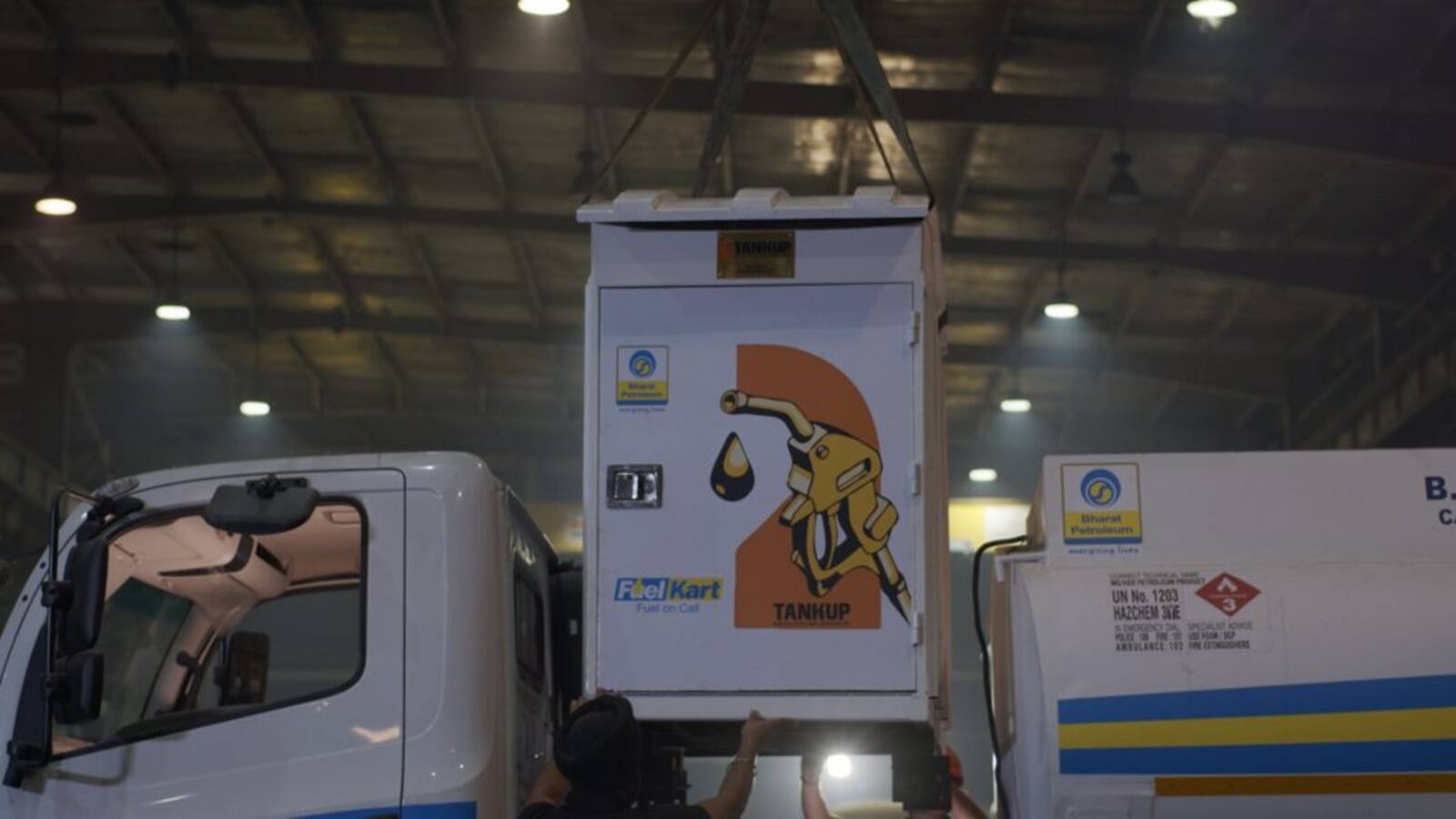 खबर बाजार -Tankup Engineers IPO Listing: लिस्ट होते ही अपर सर्किट, ₹140 के शेयर ने किया मालामाल, पहले ही दिन 31% रिटर्न – #INA खबर बाजार -Tankup Engineers IPO Listing: लिस्ट होते ही अपर सर्किट, ₹140 के शेयर ने किया मालामाल, पहले ही दिन 31% रिटर्न – #INA