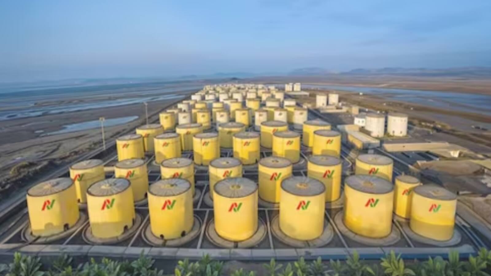 खबर बाजार -Aegis Vopack Terminals IPO: पहले ही दिन 6% हुआ सब्सक्राइब, रिटेल निवेशकों ने दिखाई ज्यादा दिलचस्पी, जानिए लेटेस्ट GMP – #INA खबर बाजार -Aegis Vopack Terminals IPO: पहले ही दिन 6% हुआ सब्सक्राइब, रिटेल निवेशकों ने दिखाई ज्यादा दिलचस्पी, जानिए लेटेस्ट GMP – #INA