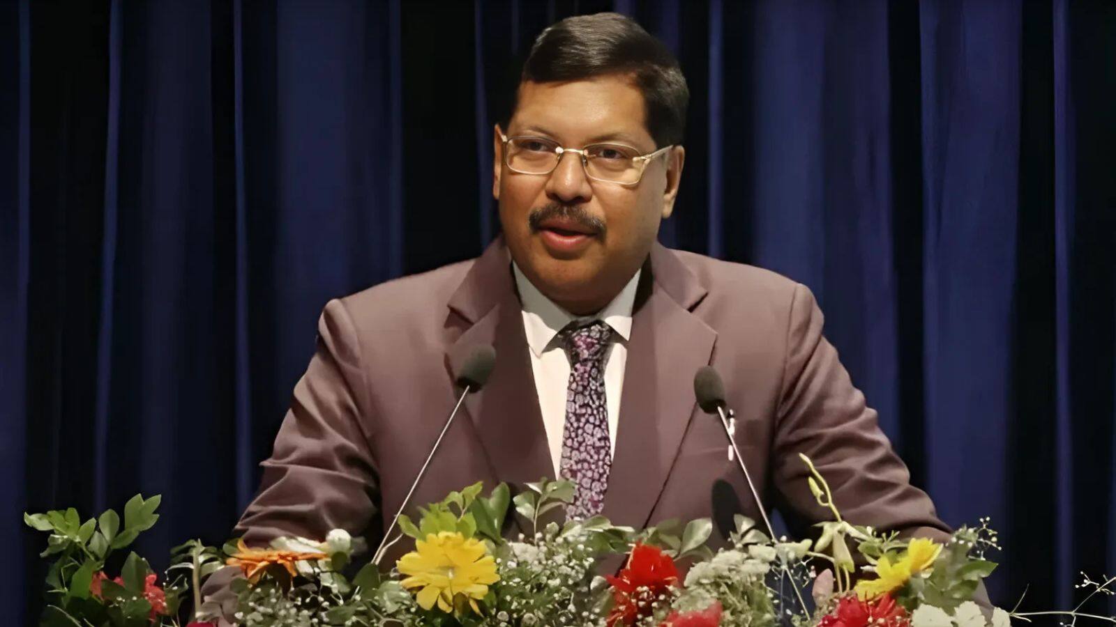 National-भारत का संविधान सर्वोच्च, लोकतंत्र के तीनों स्तंभ बराबर हैं: CJI बीआर गवई – #INA National-भारत का संविधान सर्वोच्च, लोकतंत्र के तीनों स्तंभ बराबर हैं: CJI बीआर गवई – #INA