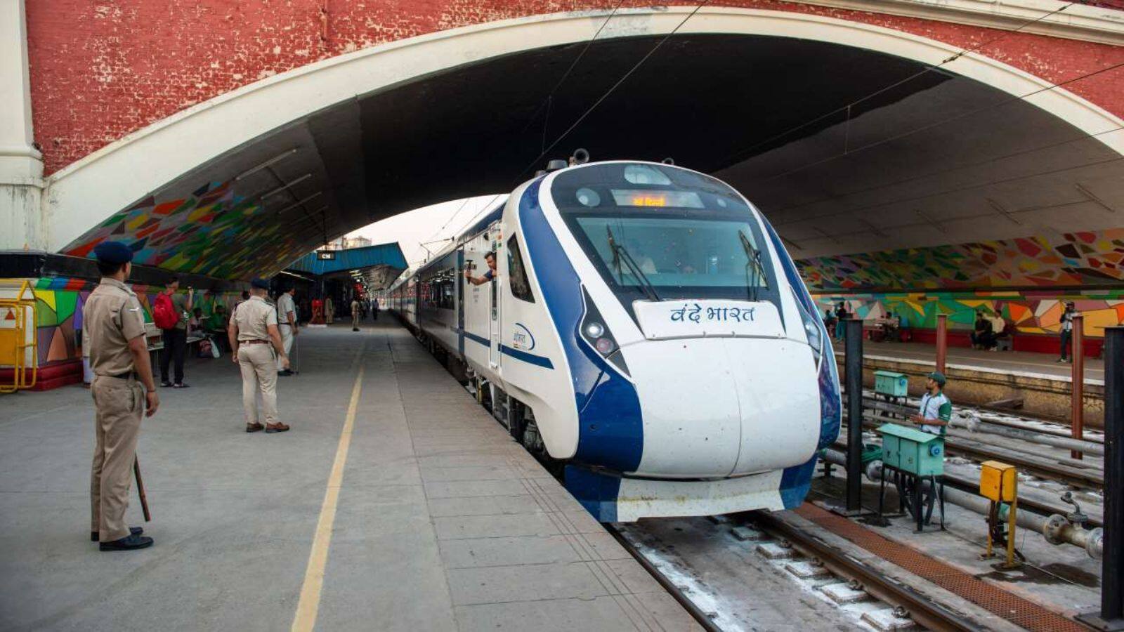 National-Indian Railway: रेलवे स्टेशनों पर रील बनाने वालों की खैर नहीं, आ गया ये बड़ा फरमान – #INA National-Indian Railway: रेलवे स्टेशनों पर रील बनाने वालों की खैर नहीं, आ गया ये बड़ा फरमान – #INA