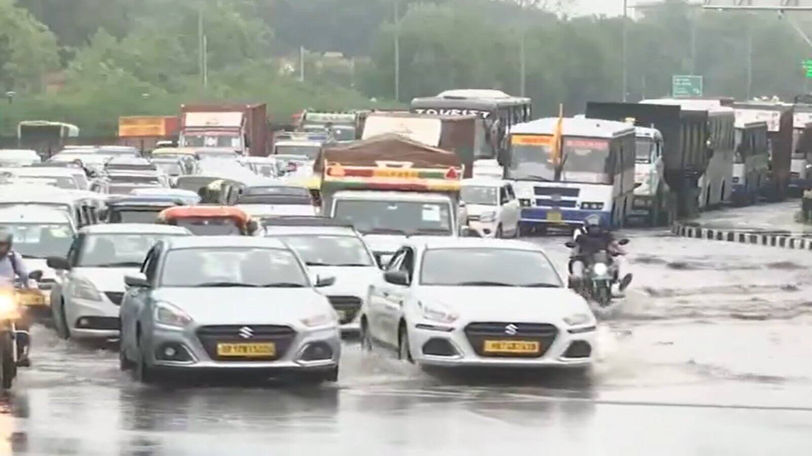 National-Delhi-NCR Rain: दिल्ली में आंधी के साथ जमकर बारिश, कई हिस्सों में पानी भरा; IMD ने जारी की चेतावनी – #INA National-Delhi-NCR Rain: दिल्ली में आंधी के साथ जमकर बारिश, कई हिस्सों में पानी भरा; IMD ने जारी की चेतावनी – #INA