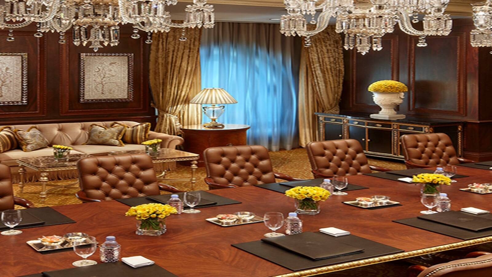 खबर बाजार -स्टॉक मार्केट में लिस्ट होगी Leela Hotels, आईपीओ का प्राइस बैंड फिक्स, ऐसी है कारोबारी सेहत – #INA खबर बाजार -स्टॉक मार्केट में लिस्ट होगी Leela Hotels, आईपीओ का प्राइस बैंड फिक्स, ऐसी है कारोबारी सेहत – #INA