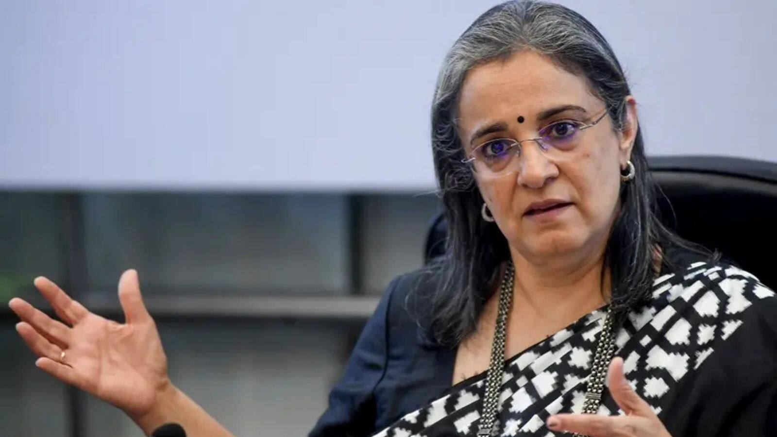 खबर बाजार -लोकपाल ने पूर्व SEBI चेयरमैन माधबी पुरी बुच को दी क्लीन चिट, कहा- आरोप साबित करने के लिए कोई ठोस सबूत नहीं – #INA खबर बाजार -लोकपाल ने पूर्व SEBI चेयरमैन माधबी पुरी बुच को दी क्लीन चिट, कहा- आरोप साबित करने के लिए कोई ठोस सबूत नहीं – #INA