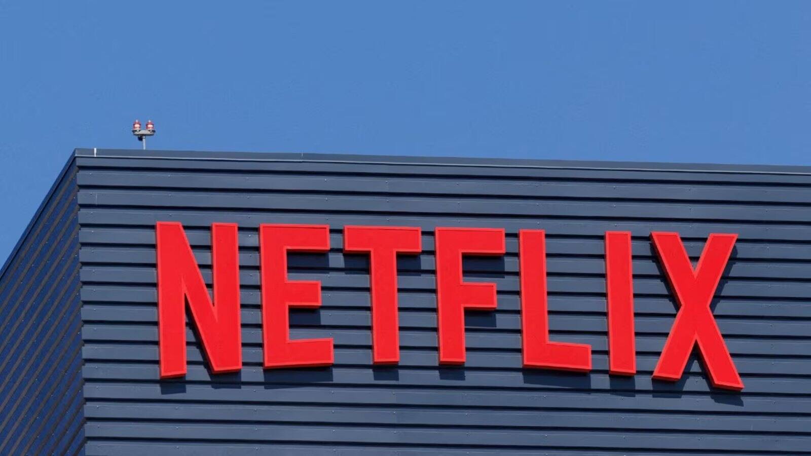 National-Netflix ने भारतीय प्रोडक्शन से क्रिएट किया 2 अरब डॉलर का इकोनॉमिक इंपैक्ट, 20000 जॉब्स हुईं जनरेट – #INA National-Netflix ने भारतीय प्रोडक्शन से क्रिएट किया 2 अरब डॉलर का इकोनॉमिक इंपैक्ट, 20000 जॉब्स हुईं जनरेट – #INA