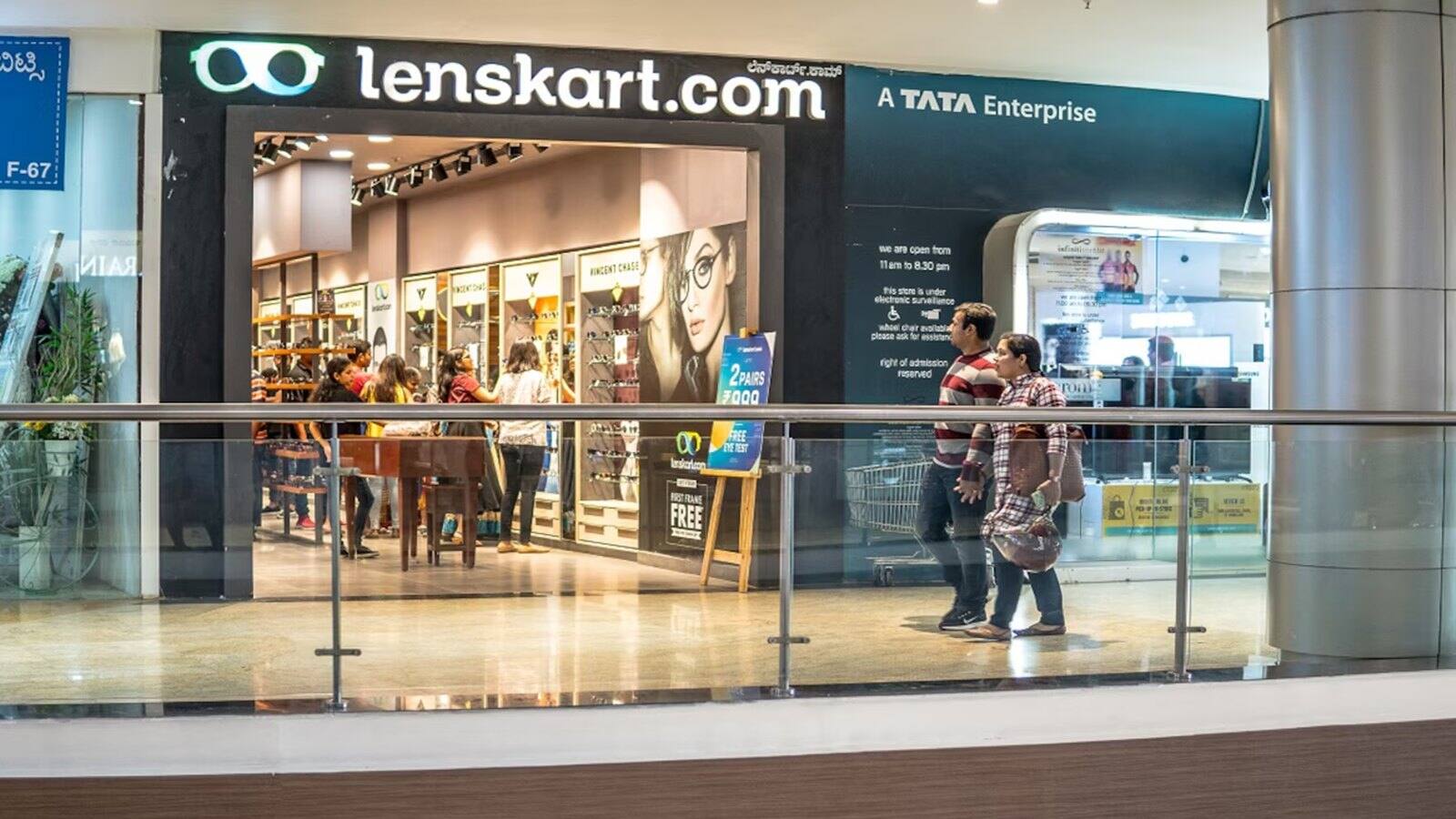 खबर बाजार -IPO की तैयारी में जुटी Lenskart बनी पब्लिक कंपनी, ला सकती है 1 अरब डॉलर का पब्लिक इश्यू – #INA खबर बाजार -IPO की तैयारी में जुटी Lenskart बनी पब्लिक कंपनी, ला सकती है 1 अरब डॉलर का पब्लिक इश्यू – #INA