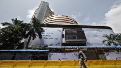 Global mkts stable; prefer India over China: Aberdeen AMC