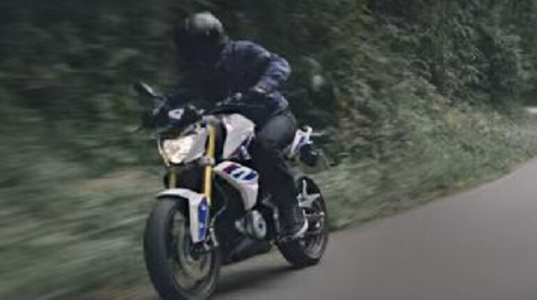 bmw g310r showroom