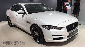 16 Auto Expo Jaguar Xe Launched In India At Rs 39 90 Lakh