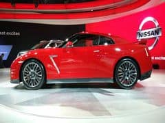 निसान GT-R लॉन्च, कीमत ₹1.99 करोड़ निसान GT-R लॉन्च, कीमत ₹1.99 करोड़