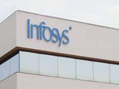 Infosys के शेयरों में 4 फीसदी की गिरावट, जानिए वजह 