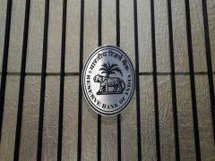 लक्ष्मी सहकारी बैंक लिमिटेड के ग्राहक खाते से निकाल पाएंगे सिर्फ 1000 रुपये, RBI ने सख्त किये नियम लक्ष्मी सहकारी बैंक लिमिटेड के ग्राहक खाते से निकाल पाएंगे सिर्फ 1000 रुपये, RBI ने सख्त किये नियम