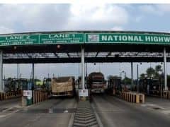 Toll Plaza से अब बिना टोल दिए निकल सकते हैं आप, लेकिन सिर्फ एक शर्त पर..., पढ़ें NHAI की नई गाइडलाइंस Toll Plaza से अब बिना टोल दिए निकल सकते हैं आप, लेकिन सिर्फ एक शर्त पर..., पढ़ें NHAI की नई गाइडलाइंस