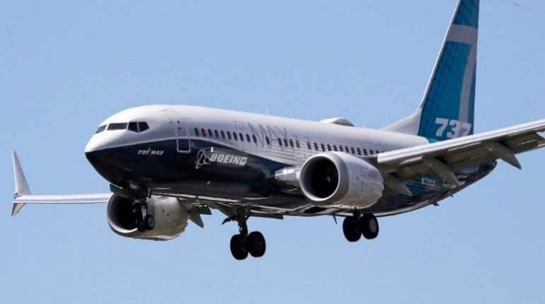 Akasa Airline: टेक-ऑफ के लिए तैयार है नई एयरलाइन, 72 विमानों के लिए बोइंग के साथ हुई डील Akasa Airline: टेक-ऑफ के लिए तैयार है नई एयरलाइन, 72 विमानों के लिए बोइंग के साथ हुई डील