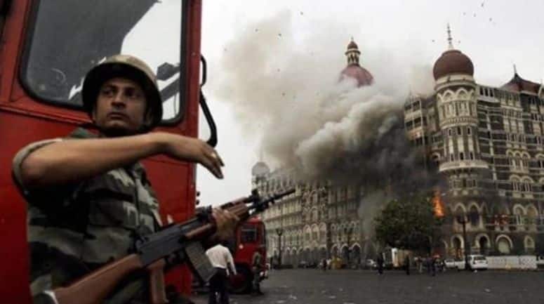 Mumbai Attack: Security personnel outside Taj Hotel (FILE)