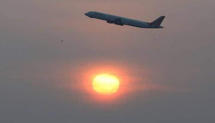Omicron के खतरे के बावजूद Tourism, Hospitality और Airline शेयरों में आई जोरदार तेजी! Omicron के खतरे के बावजूद Tourism, Hospitality और Airline शेयरों में आई जोरदार तेजी!