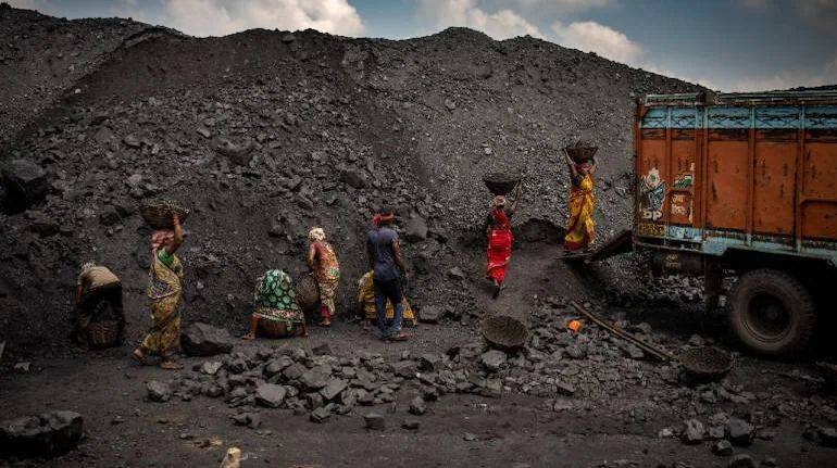 Coal India Q2 Results: सितंबर तिमाही में मुनाफा घटकर 2,936 करोड़ रहा, रेवेन्यू में मामूली बढ़ोतरी Coal India Q2 Results: सितंबर तिमाही में मुनाफा घटकर 2,936 करोड़ रहा, रेवेन्यू में मामूली बढ़ोतरी
