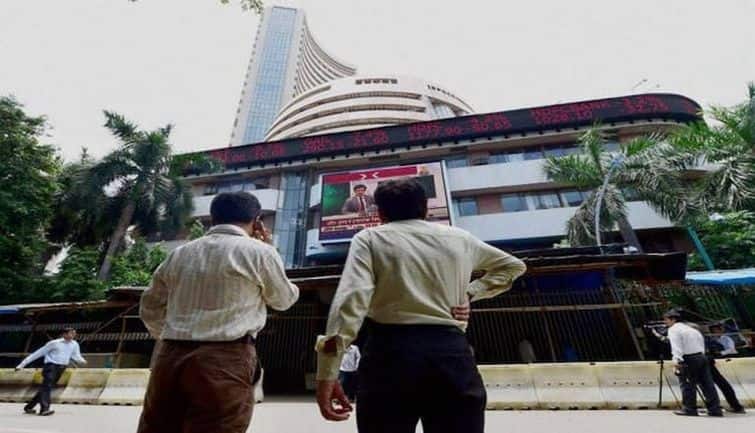 Multibagger Stock : इस केमिकल स्टॉक ने 2021 में दिया 130% का दमदार रिटर्न, एक महीने में 35% मजबूत Multibagger Stock : इस केमिकल स्टॉक ने 2021 में दिया 130% का दमदार रिटर्न, एक महीने में 35% मजबूत