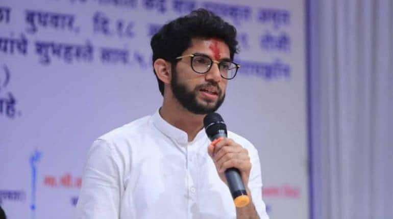 VIDEO: ...जब 'म्याऊ-म्याऊ' की आवाज निकाल आदित्य ठाकरे को चिढ़ाने लगे BJP विधायक नितेश राणे, महाराष्ट्र विधानसभा में शिवसेना का हंगामा VIDEO: ...जब 'म्याऊ-म्याऊ' की आवाज निकाल आदित्य ठाकरे को चिढ़ाने लगे BJP विधायक नितेश राणे, महाराष्ट्र विधानसभा में शिवसेना का हंगामा