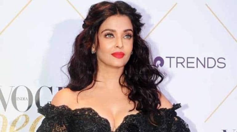 Aishwarya Rai Bachchan: पनामा पेपर लीक मामले में ED ने ऐश्वर्या राय बच्चन को भेजा समन, पूछताछ के लिए एजेंसी के सामने आज नहीं होंगी पेश