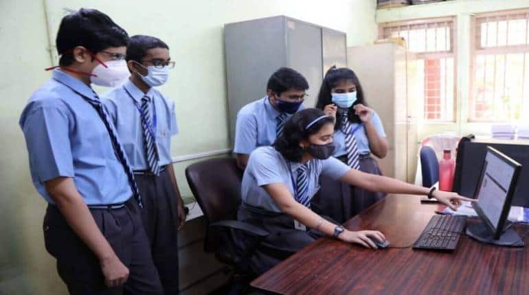 CBSE Syllabus 2022-23: अब सिर्फ एक टर्म में होंगी 10वीं-12वीं की परीक्षाएं, नए सत्र के लिए सिलेबस जारी
