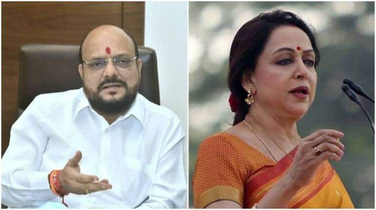 हेमा मालिनी के गाल से सड़कों की तुलना कर घिरे महाराष्ट्र के मंत्री ने मांगी माफी, BJP सांसद बोलीं- लालू जी ने शुरू किया था ये ट्रेंड हेमा मालिनी के गाल से सड़कों की तुलना कर घिरे महाराष्ट्र के मंत्री ने मांगी माफी, BJP सांसद बोलीं- लालू जी ने शुरू किया था ये ट्रेंड