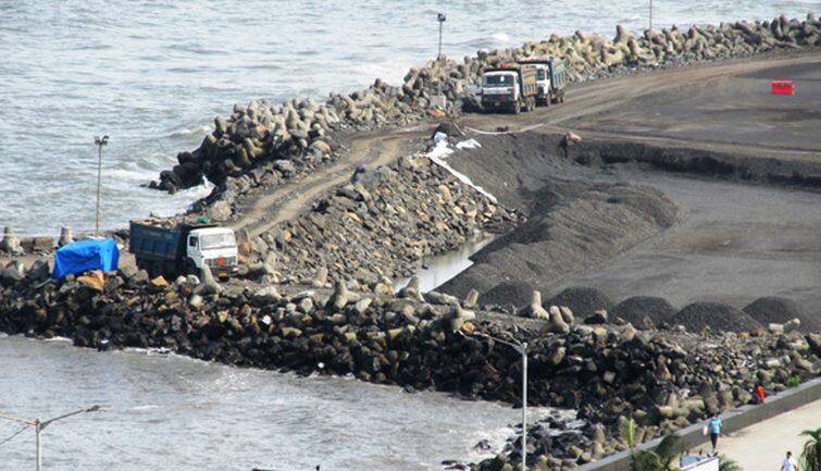 Mumbai Coastal Road Project: कोस्टल रोड की लागत 8 साल में 405% बढ़ने पर CAG ने BMC से मांगा जवाब Mumbai Coastal Road Project: कोस्टल रोड की लागत 8 साल में 405% बढ़ने पर CAG ने BMC से मांगा जवाब