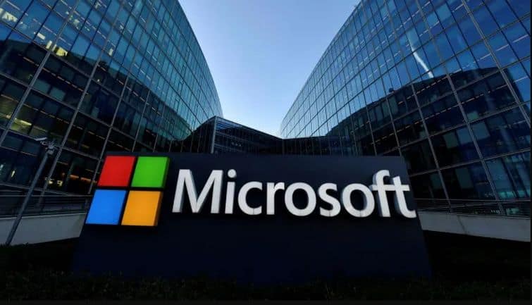 Microsoft ने की 1,000 कर्मचारियों की छंटनी, क्या अभी और गहराएगी मंदी की मार?