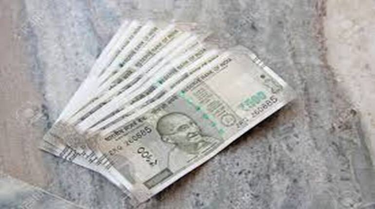 Business Idea: नौकरी की टेंशन खत्म, इस पेड़ की खेती आपको कर देगी मालामाल, घर बैठे बन जाएंगे करोड़पति Business Idea: नौकरी की टेंशन खत्म, इस पेड़ की खेती आपको कर देगी मालामाल, घर बैठे बन जाएंगे करोड़पति
