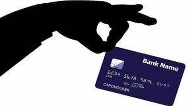 Credit Card: जानिए HDFC Bank, SBI Card, ICICI Bank और एक्सिस बैंक कितना वसूलते हैं लेट फीस Credit Card: जानिए HDFC Bank, SBI Card, ICICI Bank और एक्सिस बैंक कितना वसूलते हैं लेट फीस