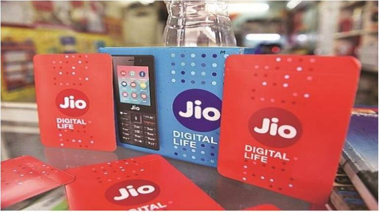 सिर्फ Reliance Jio के ग्राहकों को ही मिलेगी ये खास सुविधा, जानें आप कैसे उठा सकते हैं फायदा सिर्फ Reliance Jio के ग्राहकों को ही मिलेगी ये खास सुविधा, जानें आप कैसे उठा सकते हैं फायदा