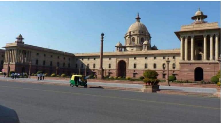 Budget 2022: जानें कैसे बजट से पहले किले में तब्दील होता है नॉर्थ ब्लॉक, ऐसे रखी जाती सारी जानकारी गुप्त Budget 2022: जानें कैसे बजट से पहले किले में तब्दील होता है नॉर्थ ब्लॉक, ऐसे रखी जाती सारी जानकारी गुप्त