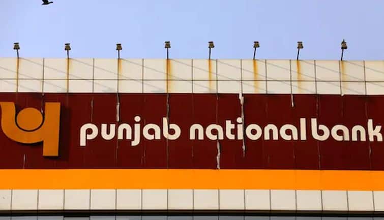 PNB ने कस्टमर्स को दिया झटका, RTGS और NEFT की फीस बढ़ाई, जानिए डिटेल