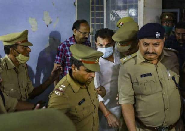 Ashish Mishra: लखीमपुर हिंसा मामले के मुख्य आरोपी और गृह राज्य मंत्री अजय मिश्रा ट्रेनी के बेटे आशीष मिश्रा जेल से रिहा Ashish Mishra: लखीमपुर हिंसा मामले के मुख्य आरोपी और गृह राज्य मंत्री अजय मिश्रा ट्रेनी के बेटे आशीष मिश्रा जेल से रिहा