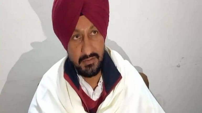 Punjab Election 2022: 'हाईकमान ने मुझे नजरअंदाज किया,' निर्दलीय चुनाव लड़ रहे CM चन्नी के भाई मनोहर सिंह, पार्टी के कामकाज जताई आपत्ति Punjab Election 2022: 'हाईकमान ने मुझे नजरअंदाज किया,' निर्दलीय चुनाव लड़ रहे CM चन्नी के भाई मनोहर सिंह, पार्टी के कामकाज जताई आपत्ति