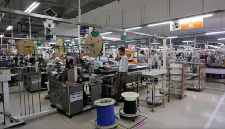 Motherson Sumi के शेयर में Q3 नतीजों के बाद क्या हो आपकी निवेश रणनीति, बने रहें, बेचें या निकल जाएं