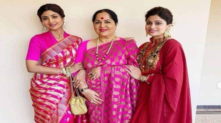 शिल्पा शेट्टी, उनकी मां सुनंदा शेट्टी और बहन शमिता शेट्टी को अंधेरी कोर्ट ने किया तलब, जानें क्या है मामला शिल्पा शेट्टी, उनकी मां सुनंदा शेट्टी और बहन शमिता शेट्टी को अंधेरी कोर्ट ने किया तलब, जानें क्या है मामला