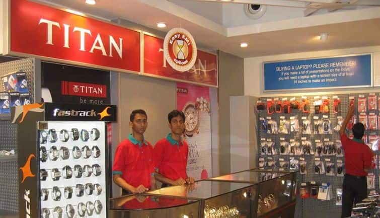 TITAN के मुनाफे में 7% की कमी, ब्रोकरेजेस से जानें स्टॉक में खरीदारी, बेचें या करें होल्ड TITAN के मुनाफे में 7% की कमी, ब्रोकरेजेस से जानें स्टॉक में खरीदारी, बेचें या करें होल्ड