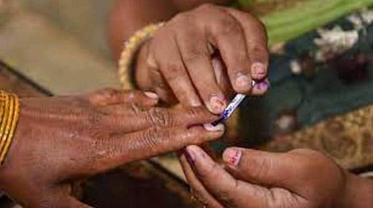उत्तर प्रदेश में चौथे चरण का मतदान जारी