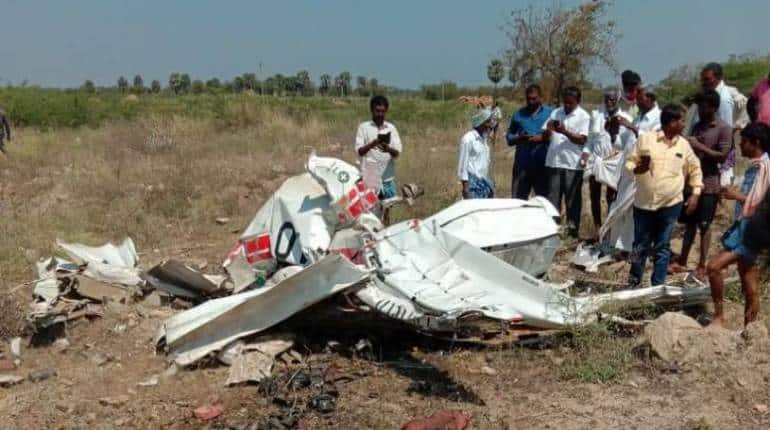 Chopper Crash: तेलंगाना में हैदराबाद की प्राइवेट फ्लाइंग एकेडमी का हेलिकॉप्टर क्रैश, 2 पायलटों की मौत Chopper Crash: तेलंगाना में हैदराबाद की प्राइवेट फ्लाइंग एकेडमी का हेलिकॉप्टर क्रैश, 2 पायलटों की मौत