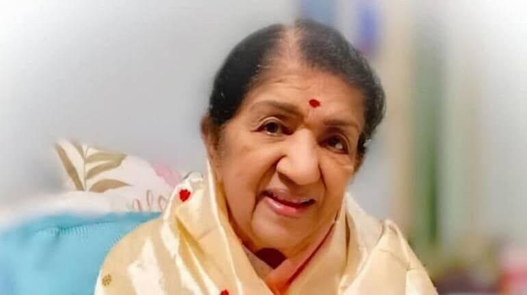 Lata Mangeshkar Health: सिंगर लता मंगेशकर की तबीयत फिर बिगड़ी, दोबारा वेंटिलेटर पर रखा गया