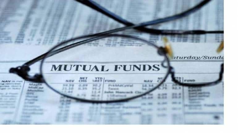 गिरावट के बीच Mutual Fund इनवेस्टर्स ने बढ़ाया निवेश, Equity MF में लगाए 19,700 करोड़ रुपये