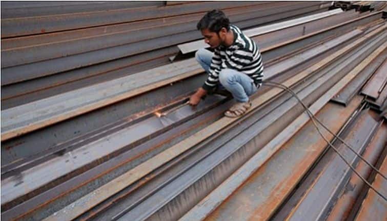 स्टील स्टॉक्स को लगे पंख, एक्सपर्ट्स से जानिए क्या आगे भी जारी रहेगी इनकी ये उड़ान