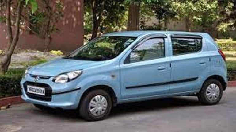 Old Car Market: 30,000-50,000 रुपये में खरीद सकते हैं सेकंड हैंड कार, जानिए कहां लगी है मेगा सेल