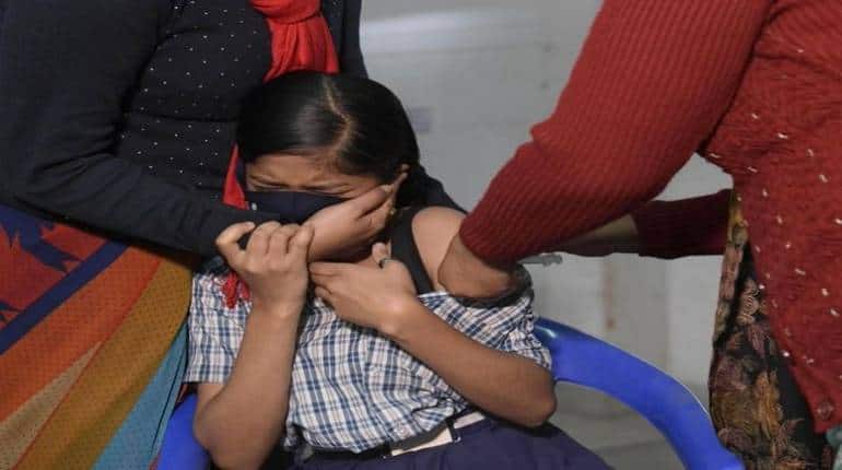 Covid-19 vaccination: आज से 12 से 14 साल के बच्चों को लगेगी कोरोना वैक्सीन, Corbevax का दिया जाएगा डोज