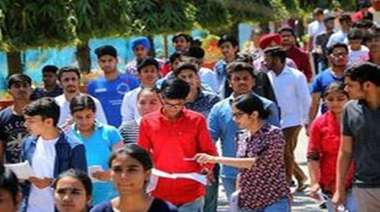 Punjab 10th Result 2022: पंजाब बोर्ड 10वीं का रिजल्ट जारी! 97.94 % छात्रों ने मारी बाजी, ऐसे डाउनलोड करें मार्कशीट