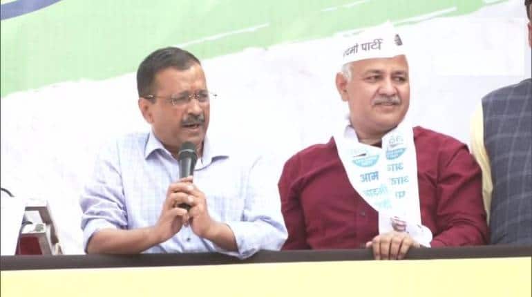 AAP का दावा 'CBI कल मनीष सिसोदिया को कर लेगी गिरफ्तार', अरविंद केजरीवाल ने अपने डिप्टी CM को बताया 'आज का भगत सिंह'