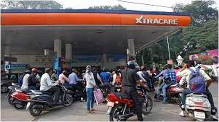 Petrol Diesel Price: दिल्ली में पेट्रोल शतक के करीब, डीजल भी हो गया महंगा, जानिए अपने शहर में नई कीमतें Petrol Diesel Price: दिल्ली में पेट्रोल शतक के करीब, डीजल भी हो गया महंगा, जानिए अपने शहर में नई कीमतें