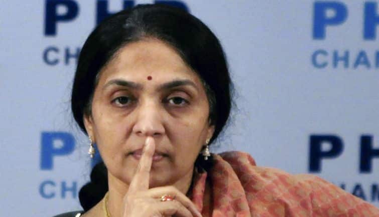 NSE फोन टैपिंग मामला: दिल्ली हाई कोर्ट ने NSE की पूर्व MD और CEO चित्रा रामकृष्ण को जमानत दी NSE फोन टैपिंग मामला: दिल्ली हाई कोर्ट ने NSE की पूर्व MD और CEO चित्रा रामकृष्ण को जमानत दी