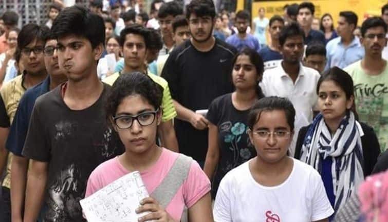 JEE Main 2022: इस साल सिर्फ दो चरणों में होगी जेईई परीक्षा, jeemain.nta.nic.in पर आज से रजिस्ट्रेशन शुरू JEE Main 2022: इस साल सिर्फ दो चरणों में होगी जेईई परीक्षा, jeemain.nta.nic.in पर आज से रजिस्ट्रेशन शुरू