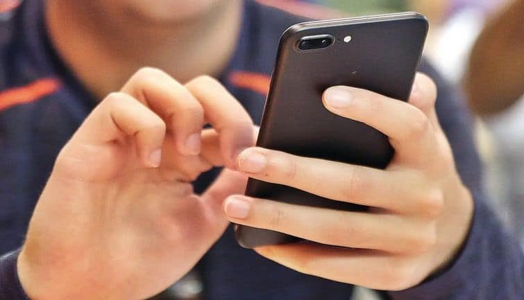 फीचर फोन से भी होता है यूपीआई पेमेंट, जानें UPI 123PAY का पूरा प्रोसेस